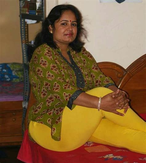 sexcy aunty|Free Desi Aunty Hot Photos